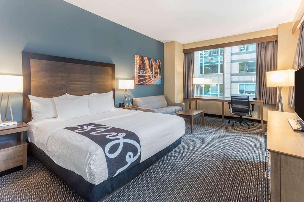 La Quinta By Wyndham Chicago Downtown Hotel Room photo